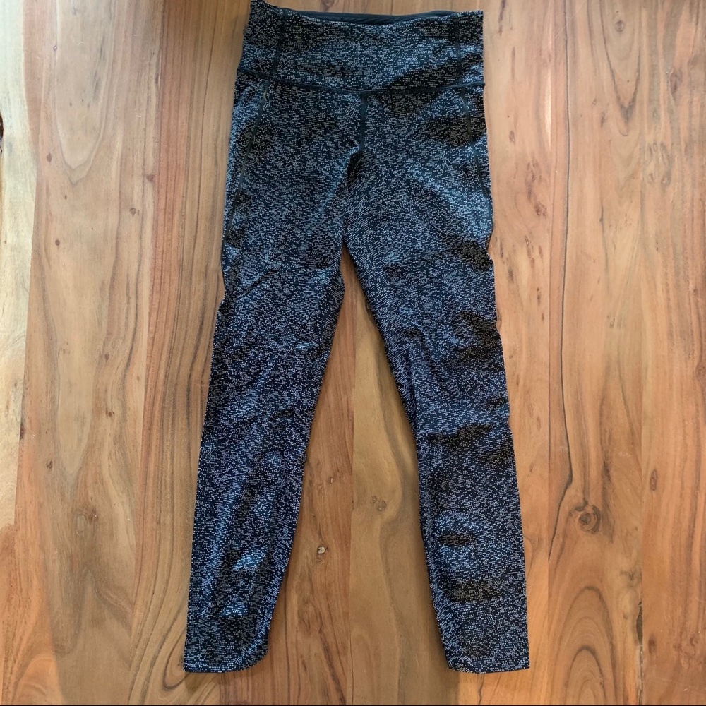 Lululemon Tech-patterned Quick Pace 7/8 Tight